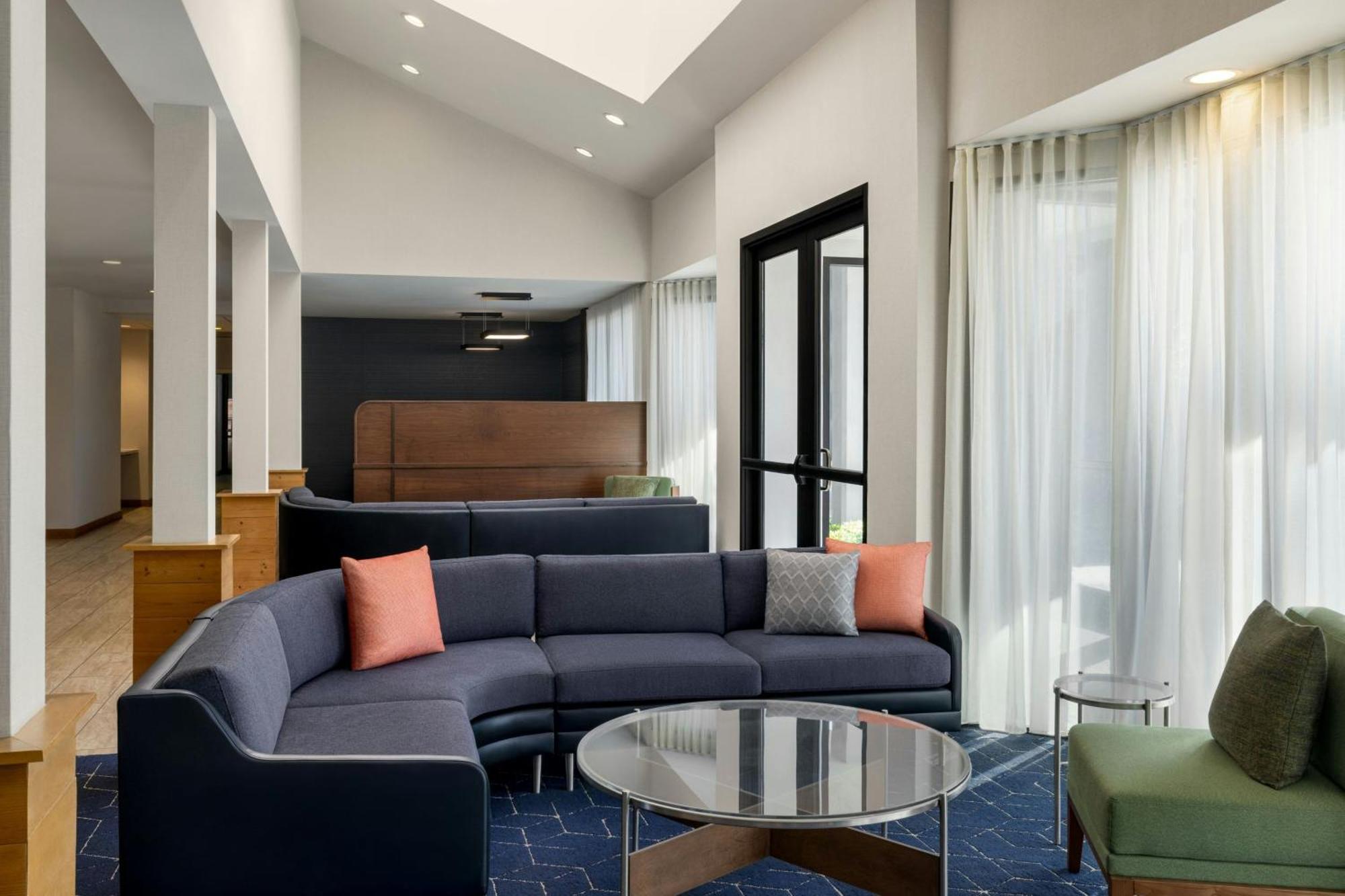 Courtyard Atlanta Northlake Tucker Zewnętrze zdjęcie
